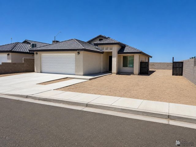4792 E Udall Ln, San Luis, AZ 85349
