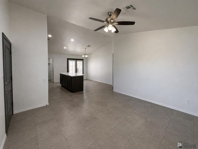 4792 E Udall Ln, San Luis, AZ 85349