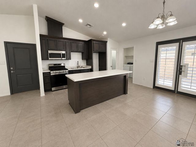4792 E Udall Ln, San Luis, AZ 85349
