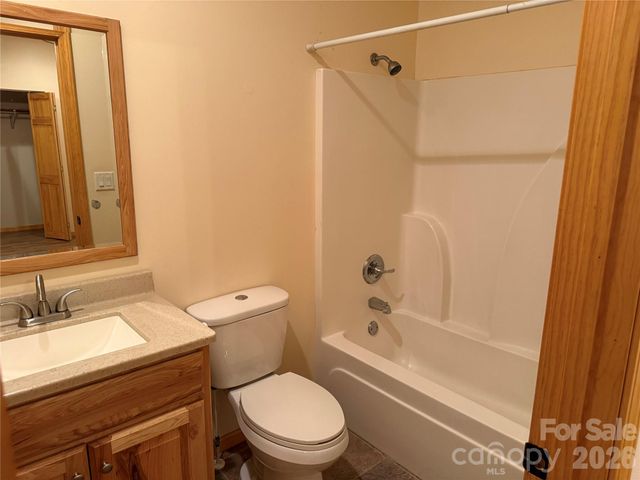 24 Supooh Lane, Sylva, NC 28779