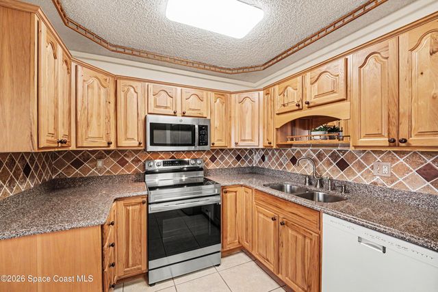 1550 Heartwellville Street NW, Palm Bay, FL 32907