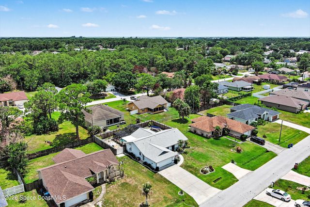 1550 Heartwellville Street NW, Palm Bay, FL 32907