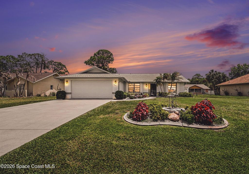 1550 Heartwellville Street NW, Palm Bay, FL 32907