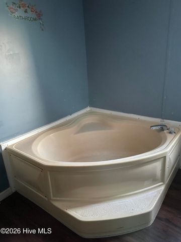 2226 Melonie Court, Greenville, NC 27834