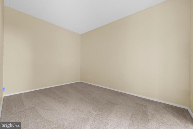 5701 INDIAN CT #8, Alexandria, VA 22303