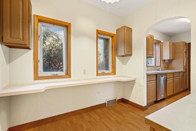 7039 Forest Avenue, Hammond, IN 46324