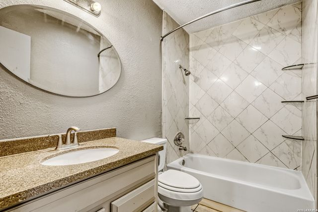 4935 Grey Hawk, San Antonio, TX 78217