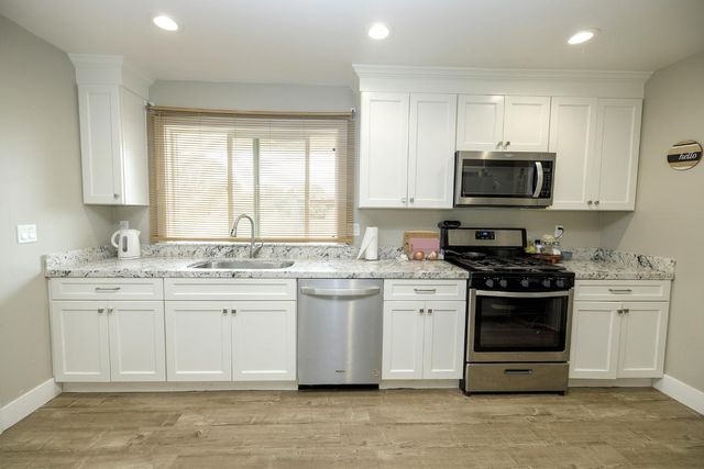 8712 Yosemite Blvd, Modesto, CA 95357