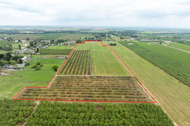 8712 Yosemite Blvd, Modesto, CA 95357