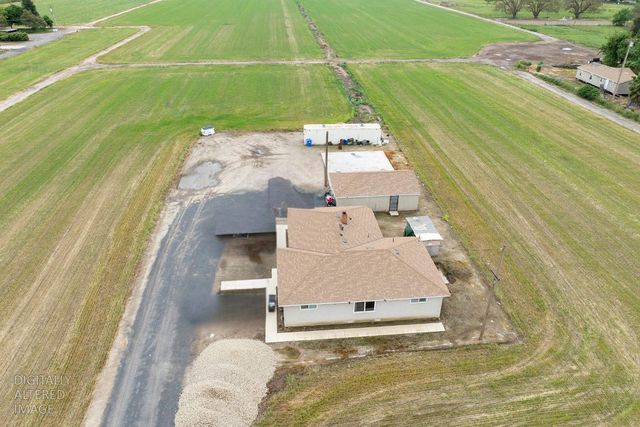 8712 Yosemite Blvd, Modesto, CA 95357