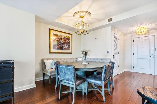 3338 Peachtree Road NE 2105, Atlanta, GA 30326