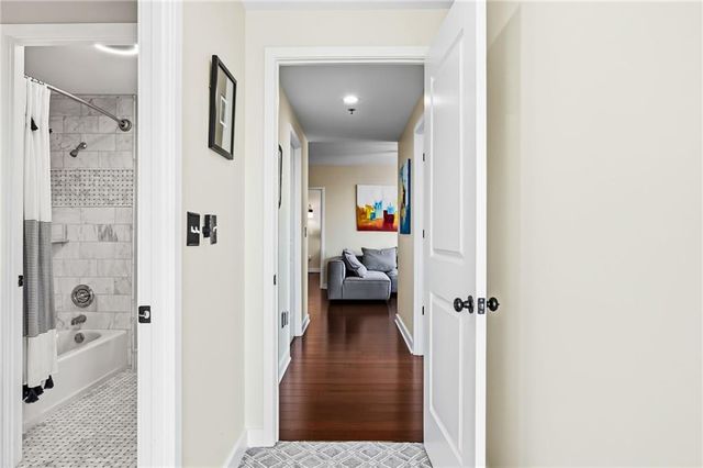3338 Peachtree Road NE 2105, Atlanta, GA 30326