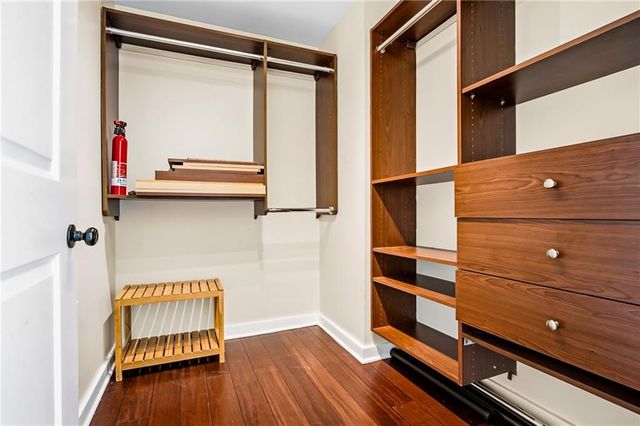 3338 Peachtree Road NE 2105, Atlanta, GA 30326