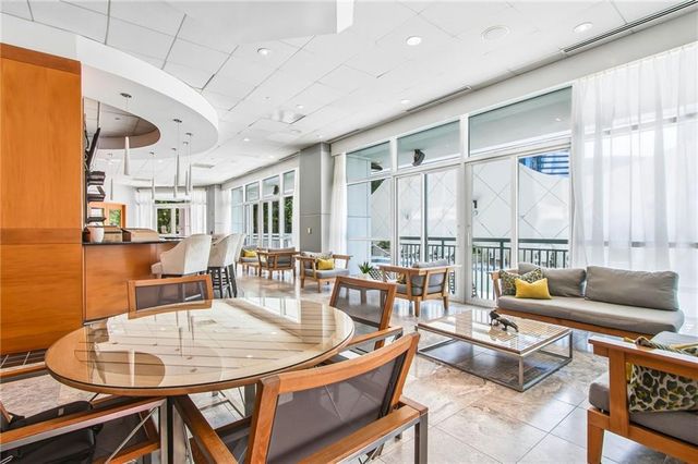 3338 Peachtree Road NE 2105, Atlanta, GA 30326