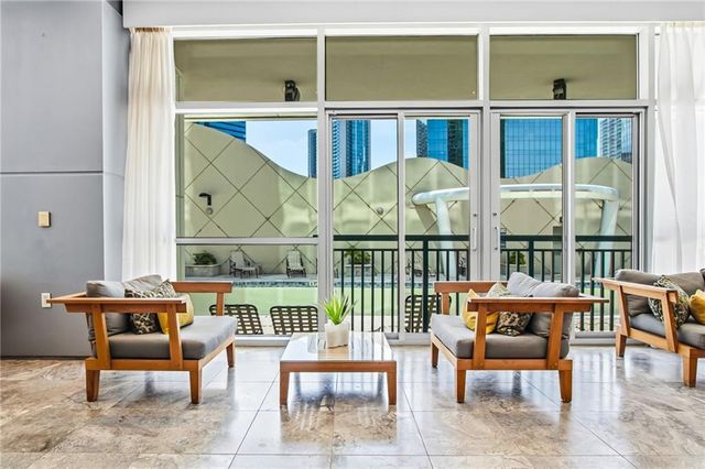 3338 Peachtree Road NE 2105, Atlanta, GA 30326