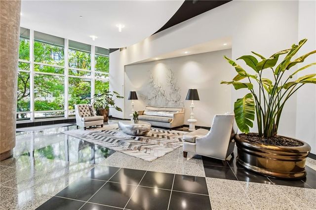 3338 Peachtree Road NE 2105, Atlanta, GA 30326