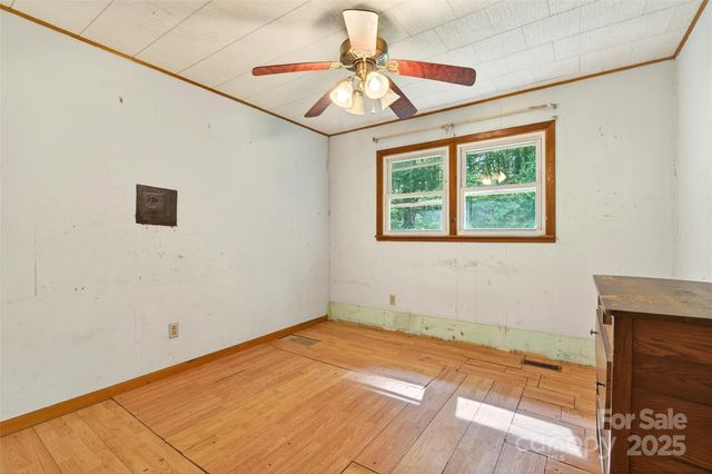 1532 Ashworth Road, Marion, NC 28752