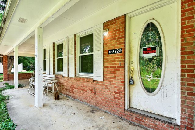 1532 Ashworth Road, Marion, NC 28752