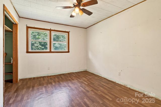 1532 Ashworth Road, Marion, NC 28752