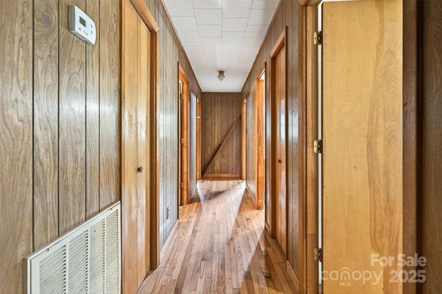 1532 Ashworth Road, Marion, NC 28752