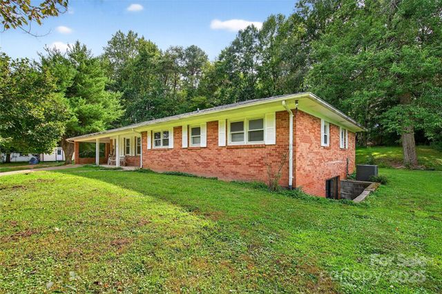 1532 Ashworth Road, Marion, NC 28752