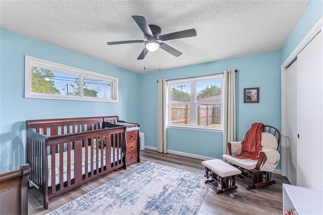 201 Crestwood St Street, Lake Charles, LA 70605