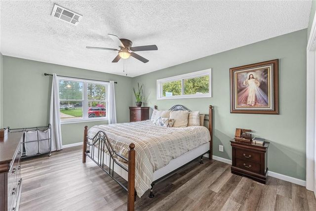 201 Crestwood St Street, Lake Charles, LA 70605