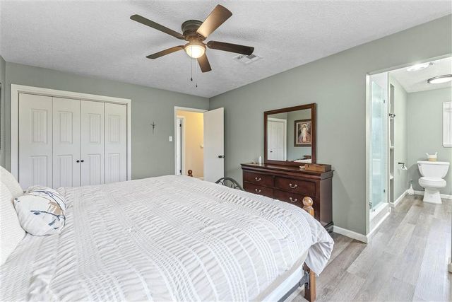 201 Crestwood St Street, Lake Charles, LA 70605