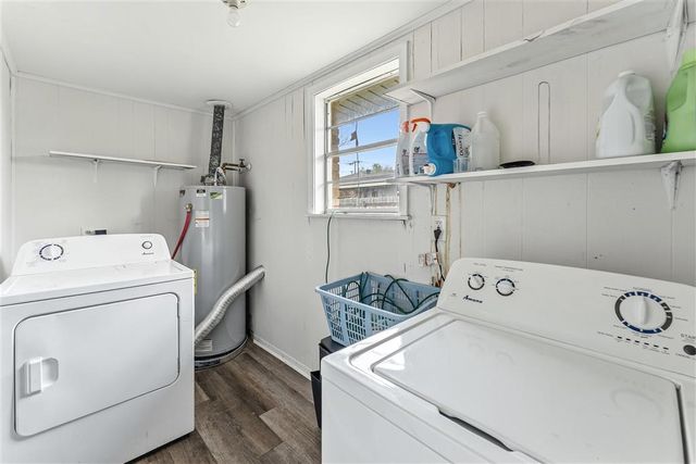 201 Crestwood St Street, Lake Charles, LA 70605