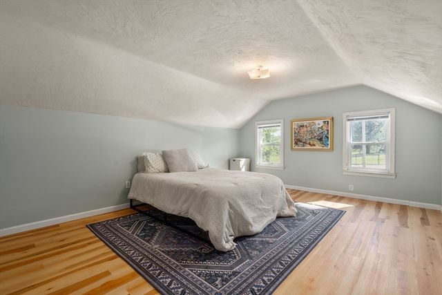 224 Turkey Hill Rd, Rutland, MA 01543