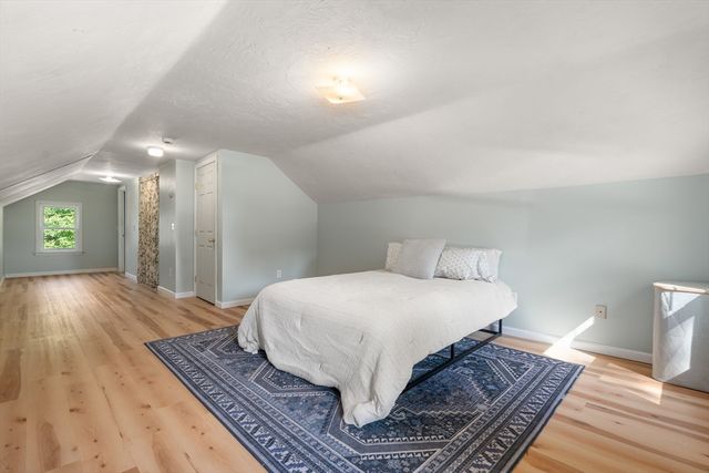 224 Turkey Hill Rd, Rutland, MA 01543