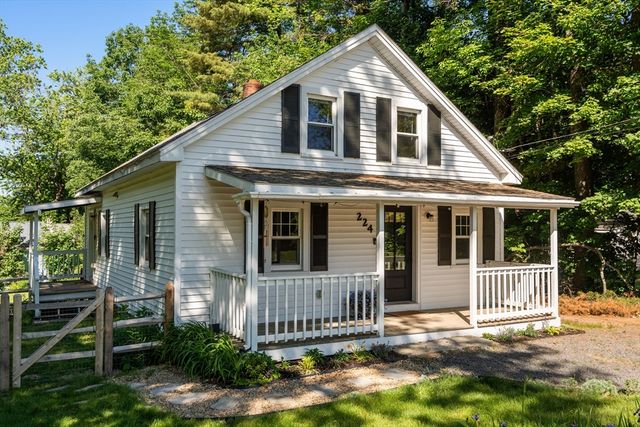 224 Turkey Hill Rd, Rutland, MA 01543