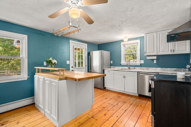 224 Turkey Hill Rd, Rutland, MA 01543