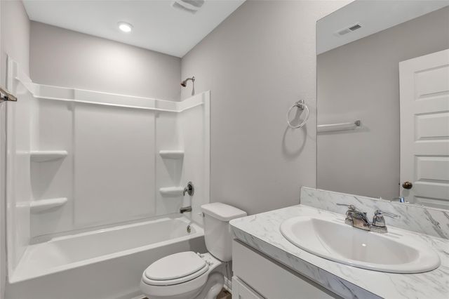 1561 Road 5708, Cleveland, TX 77327