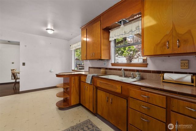 10507 Earley Avenue SW, Lakewood, WA 98499