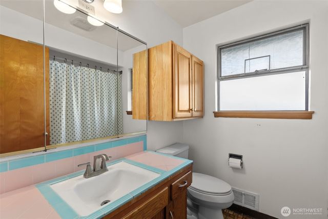 10507 Earley Avenue SW, Lakewood, WA 98499