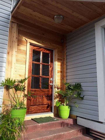 1907 Fletcher St Street N, Houston, TX 77009