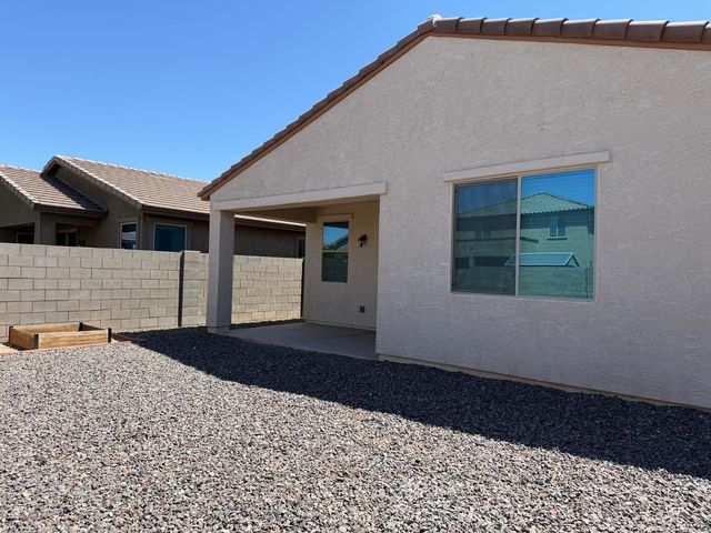 17768 W Daley Lane, Surprise, AZ 85387