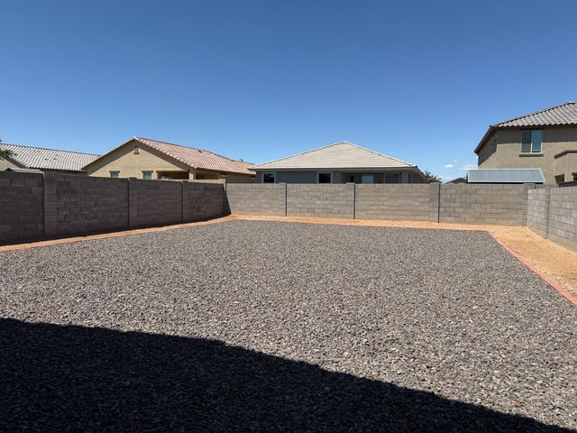 17768 W Daley Lane, Surprise, AZ 85387