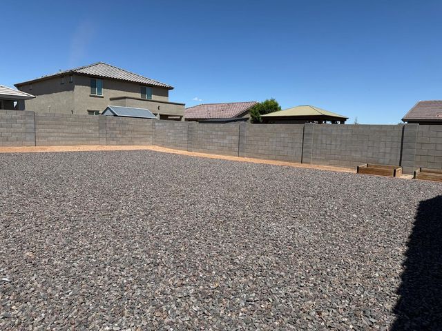 17768 W Daley Lane, Surprise, AZ 85387