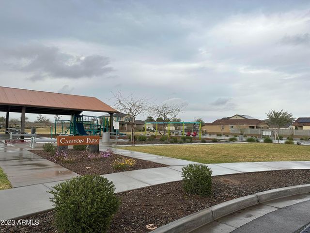 17768 W Daley Lane, Surprise, AZ 85387