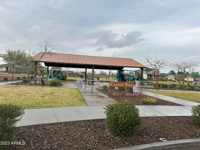 17768 W Daley Lane, Surprise, AZ 85387