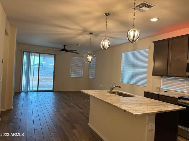 17768 W Daley Lane, Surprise, AZ 85387