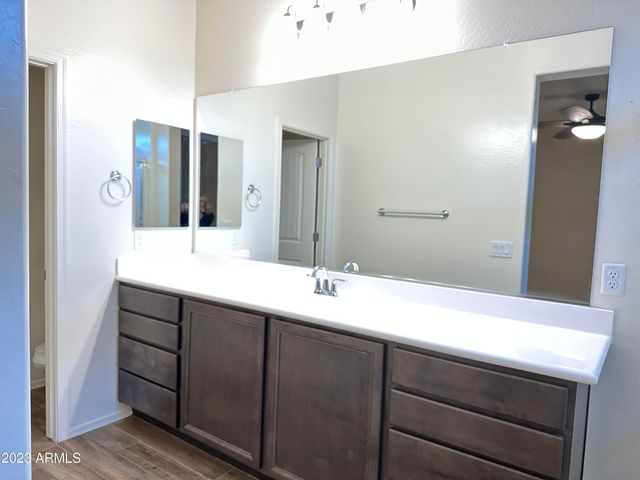 17768 W Daley Lane, Surprise, AZ 85387