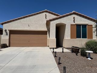 17768 W Daley Lane, Surprise, AZ 85387
