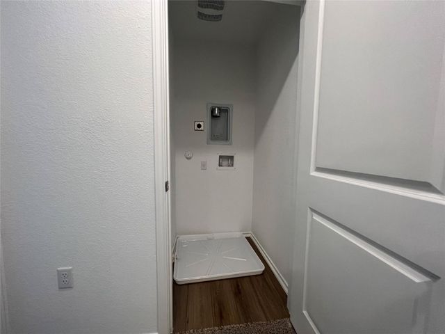 7224 Spotted Leaf WAY, Del Valle, TX 78617