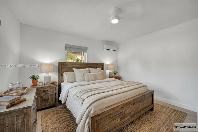 2304 SE 13th Ct, Pompano Beach, FL 33062