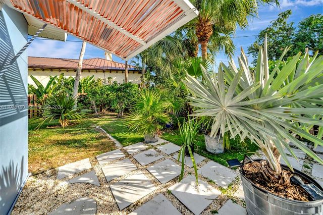 2304 SE 13th Ct, Pompano Beach, FL 33062