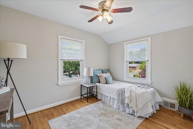 2612 JEFFERSON DR, Alexandria, VA 22303