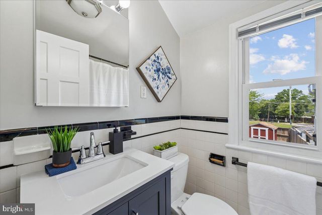 2612 JEFFERSON DR, Alexandria, VA 22303